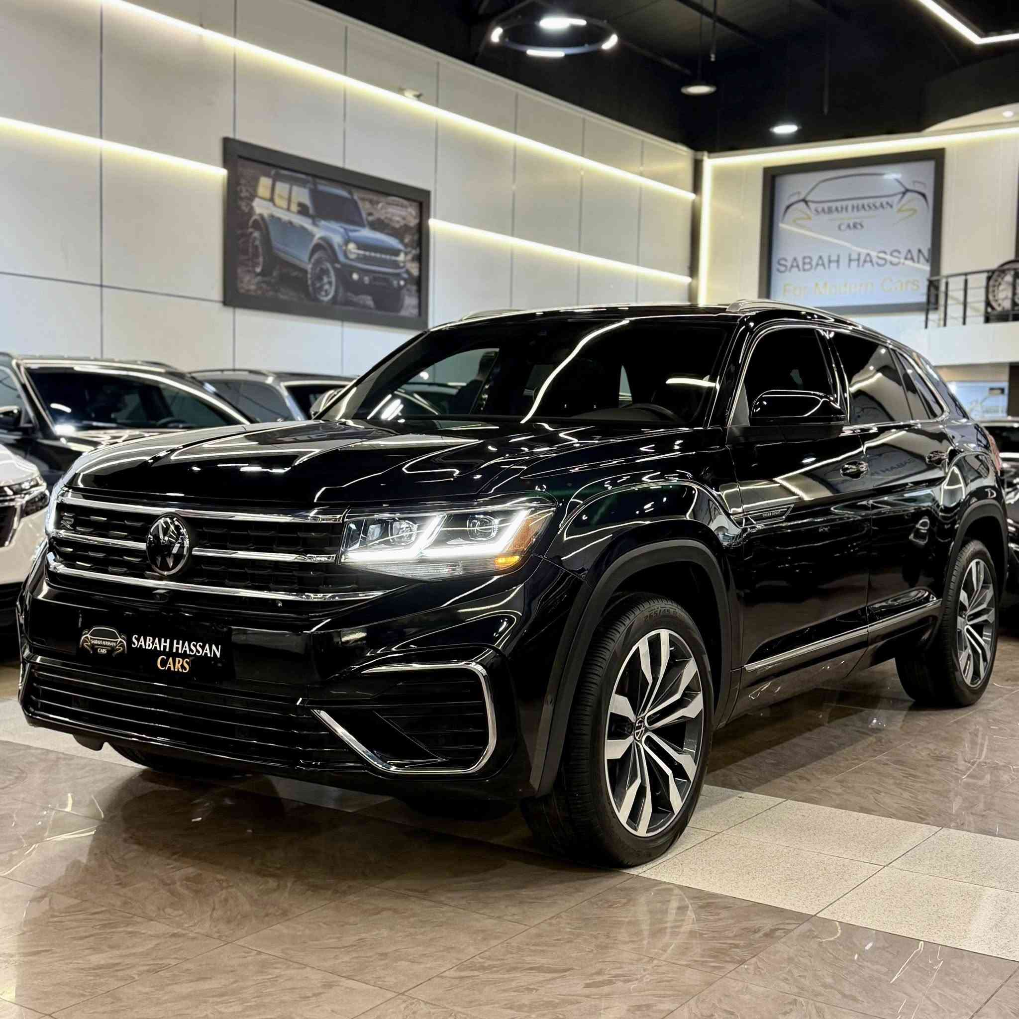 فولكسفاغن
أطلس كروس سبورت, SEL Premium R-Line, 2023
عدد الأميال : 26,000 ميل
ضرر: بدون صبغ
سلندر: 6 سلندر
محرک: 3.6
السعر / اتصل بنا
الكاميرا الخلفية - تدفئة المقاعد - تبريد المقاعد - فتحة السقف - مثبت السرعة - مرايا جانبية كهربائية - حساس المطر - شاشة - المصابيح الأمامية ليد - مانع الانزلاق - أبل كاربلاي - التشغيل عن بعد - أندرويد أوتو - ABS - رادار - كشافات ضباب - فرامل الوقوف الإلكتروني - التحكم الإلكتروني في الثبات - تحذير من الاصطدام الأمامي - مثبت السرعة التكيفي - خطوات جانبية - نظام التوجيه الكهربائي

العنوان: اربيل - شارع  ١٠٠مقابل  دائرة  الكمارك
***********
***********
***
ڤۆڵکسواگن
ئەتڵەس کرۆس سپۆرت, SEL Premium R-Line, 2023
ماوەی ڕۆیشتن : 26,000 ميل
بۆیاغ: بێ بۆیاغ
پستۆن: 6 پستۆن
بزوێنەر: 3.6
 نرخ / پەیوەندی بکە
کامێرای دواوە - گەرمکەرەوەی کوشن - ساردکەرەوەی کوشن - سلاید - دیاریکرنی خێرایی - ئاوێنەی لاتەنیشتی کارەبایی - هەستەوەری باران - شاشە - لایتی پێشەوەی لید - کۆنتڕۆڵکردنی خزان - ئەپڵ کارپلەی - شەغال - ئەندرۆید ئۆتۆ - ABS - ڕادار - بلاجکتۆر - برێکی وەستانی ئەلیکترۆنی - کۆنتڕۆڵی جێگیری ئەلیکترۆنی - ئاگاداری بەریەککەوتنی پێشەوە - دیاریکرنی خێرایی خۆگونجێن - شوێنپێی تەنیشتەکان - سوکان پاوەری کارەبایی

  ناونیشان: هەولێر  شەقامی ١٠٠م بەرامبەر گومرگ
***********
***********
***
