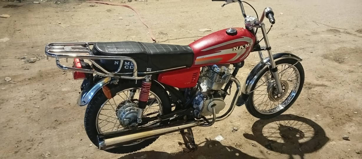 للبيع مكاني نجف بسمي دراجه مكينه شلامچه اصلي عيزه بس مو هواي 950 وبيها مجال رقمي بس اتصال ما بي واتساب ***********
