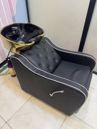 للبيع السعر خاص الاتصال 07721455093