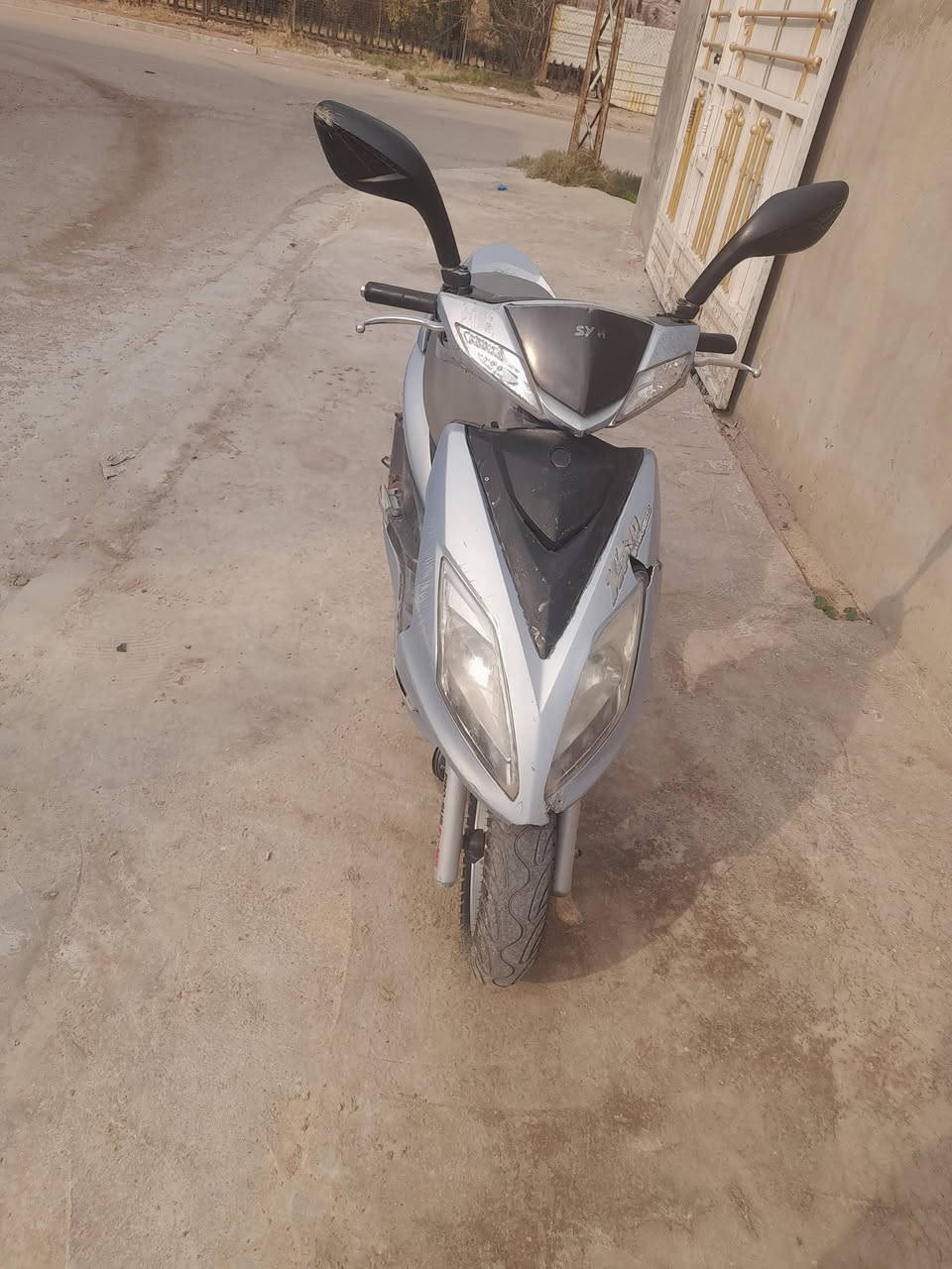 دراجه سيام فايتر محرك ١٥٠
نكره سلف دراجه نضيفه محرك مامفتوح 
باتري جديد تاير جديد رايدها ب٣٠٠ وبيها مجال 
مكاني بغداد الشعله ***********
