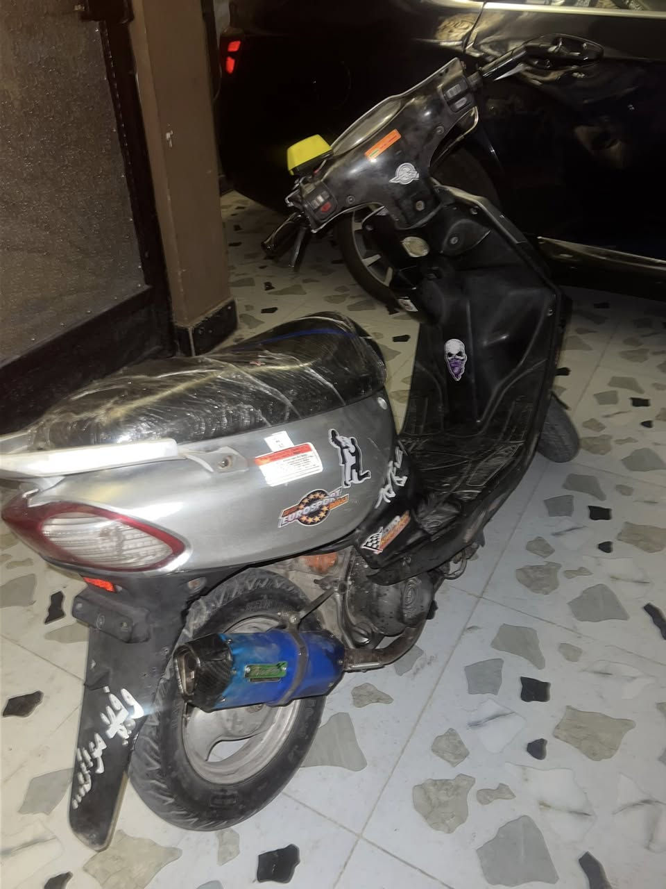 دراجه ماكس قجمه للبيع
محرك بلاد كفرات نضيفه كلجات جديده مبدلهن وقايش جديد لايتات شغاله كهربائيات كامله صالنصه رياضي كابريتر مبدله جديد عداد سرعه شغال صوتها كلش حلو وناعم ودراجه صافيه مابيها اي صوت تايرات جديده دبلات جديده دراجه نضيفه مناقصها اي شي 
السعر:380الف مكاني كركوك اسره مفقودين قرب جامع عدل📍
رقم موبايل :***********  واتس اب وسيم كارت
