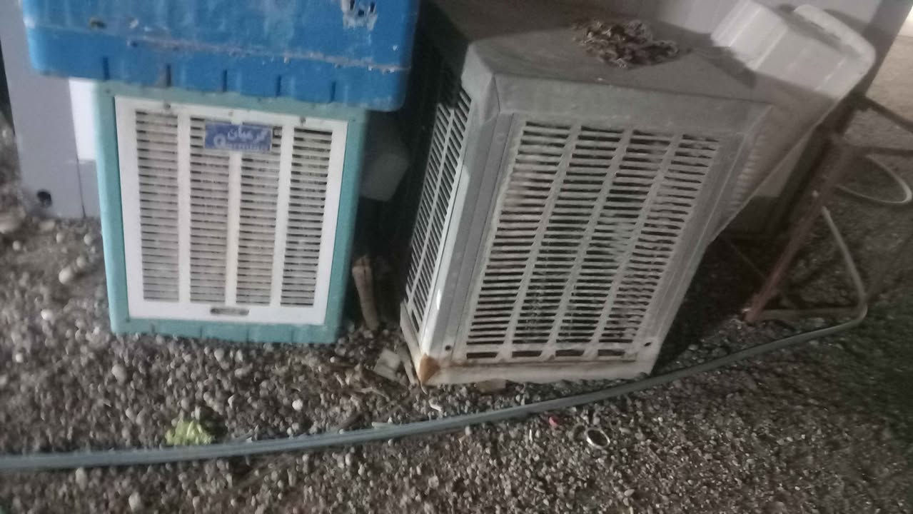 مبردات ٢ للبيع اي عيب ما بيهن شرط شغال وجديد ونضيف  شرط الفحص وحد  انضف من الخ 
سعر الوحده ٨٥ مكاني كركوك مقابل الحي الصناعي الجديد *********** كركوك, العراق
