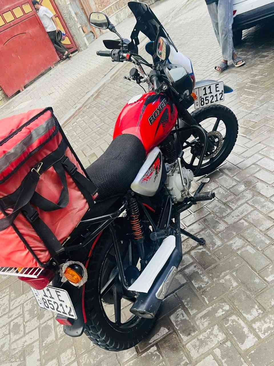 دراجه بوكسر موديل 22 نازله بل 2023 دراجه خير من يم الله دراجه رقم انكليزي وتحويل ثاني يوم السعر 2/250 وذيه مجال حك الجيه *********** العنوان بغداد مدينه الصدر
