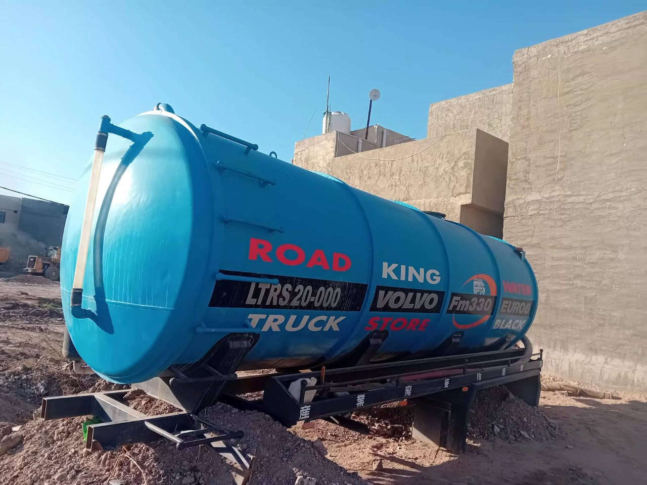 تانكي 22 طن مع مضخه كامله ايطالي سحب ودفع *********** واتساب مكاني ابو غريب
