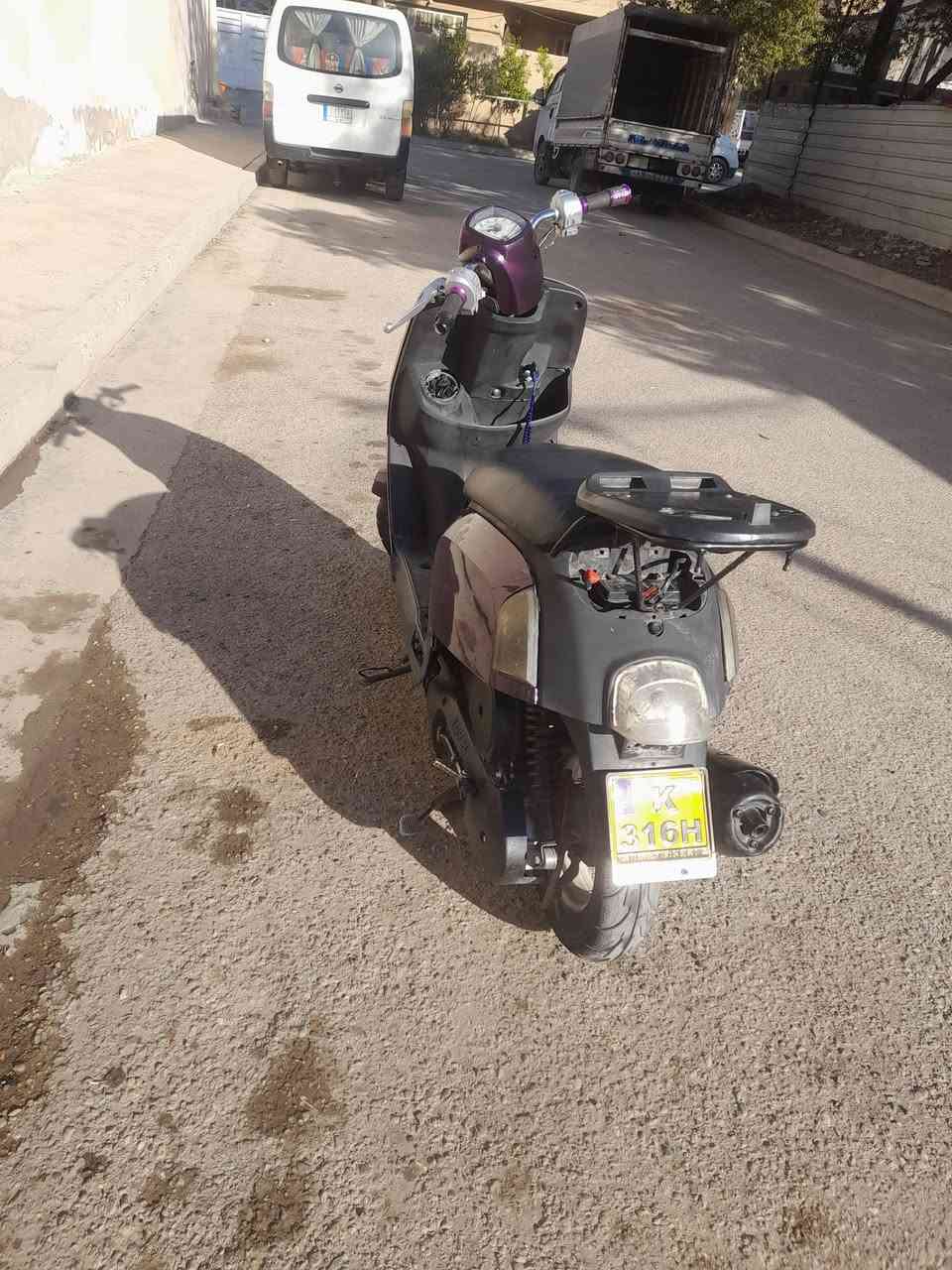 دراجه بوليس للبيع دراجه خير من الله شلعه معدل شك الكاع كلها شغاله سلف بس شد الفيشات دراجه مكينتها تخبل  السعر 350بيها مجال مكاني الرئاسه مال عبيدي بشارع 20 واتساب ***********
