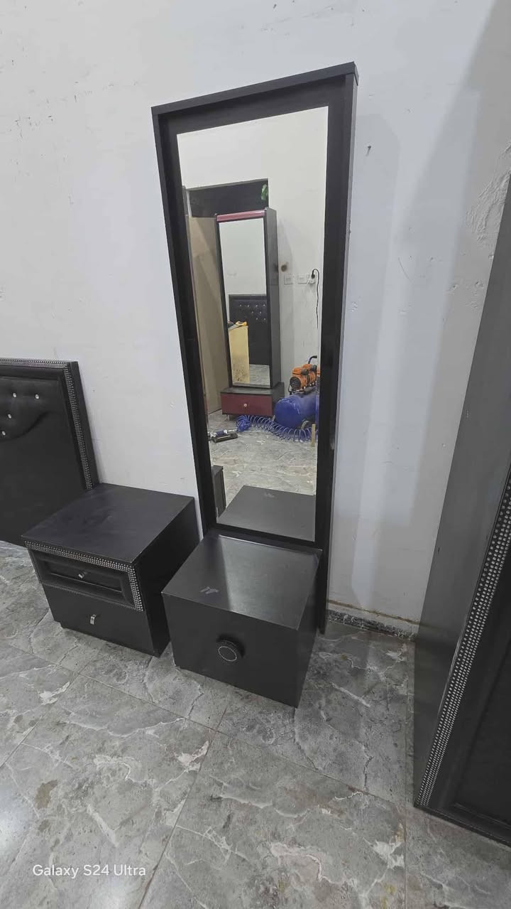 غرفه 6 قطع نضيفه نضام ابواب
قفلهه 450 
شد والنقل داخل بغداد مجاني محافظات بكروه
للحجز واتساب 👇
*********** 📲
متابعه للصفحه ليصلكم كل جديد ❤
