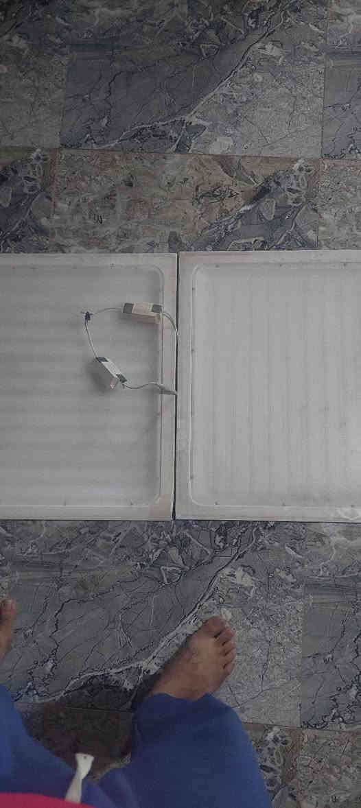 السلام عليكم جمبر مال جاي وشمعات صقف ثانوي لبيع القياس 60×60عدد10وحمايه لبيع المكان الشعله ***********
