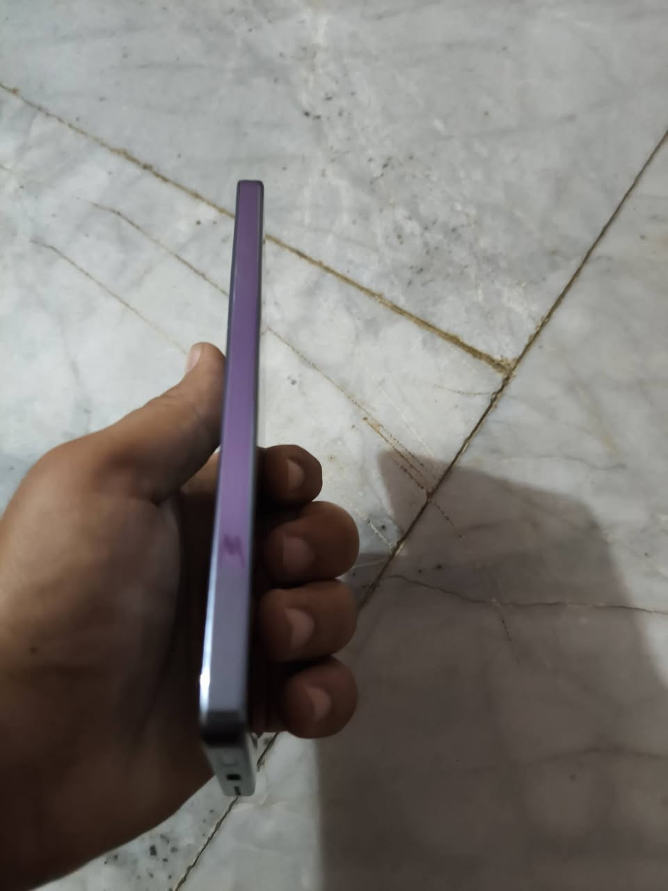 سلام عليكم انفكس جيتي عشرين برو للمراوس بيفون إكس ماكس حتلو الجهاز مبدل شاشة بس كون اصليةالجهاز يرادلة شاشة عدة الشاشة الجهاز مكفول الذاكرة256عشواءية 12 الجهاز جماعت البوبجي يعرفو 120 فريم حقيقي كارتونة وكفر مال الشركة مكاني قريب على بسماية ***********
