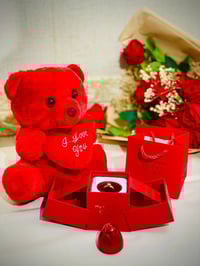 هدايا عيد الحب • بوكس كبير • ورود وكارت