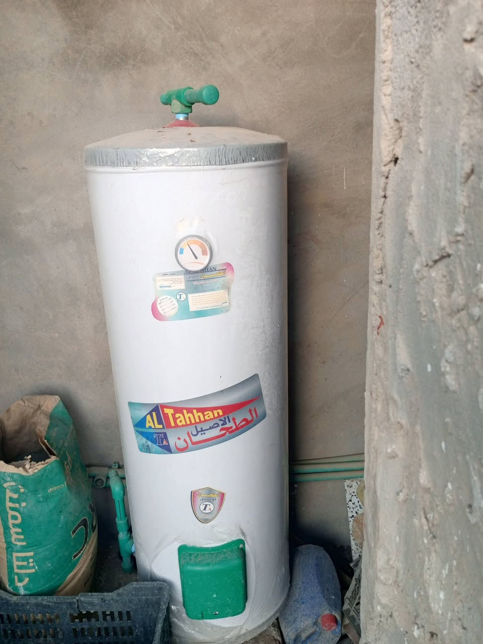 سخان للبيع جديد وياه هيتر واتو ماتيك مكاني خيرات يم مركز الشرطه
للاستفسار***********
