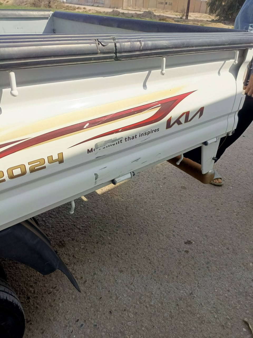 كيا عموشه دبل قماره 2024 محرك 2700 مكفوله وجاهزه من كلشي فقط بيها شخط بصيط بالصفاحيه مال بدي وموجوده واضحه بالصور سعرها 170وبي مجال مكانها بغداد ‏‪***********‬‏ بي واتساب
