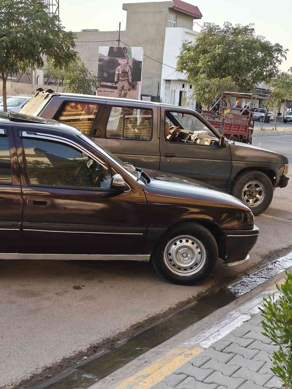 سلام وعلێکم
ئۆپل جانتا بۆفرۆشتن
مۆدێل92
مەکینە20
سوبغ کراوەتەوەبۆجوانی
کارەبای هەموی بەشەرت
پاک وڕێک کراوەتەوە 
بەس هیلالی گۆڕاوە
دەفتەربەنزینی لەگەلە
سەنەوی عاجە 
***********
شوێن کەرکوک پەنجاعلی

