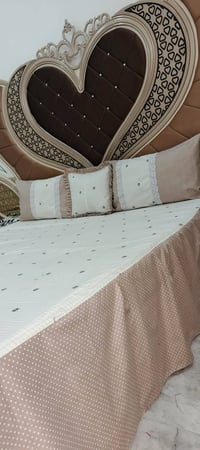 سرير • توصيل مجاني