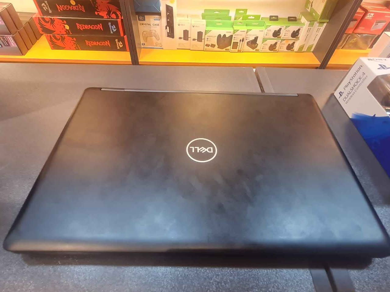 Dell Latitude 5590
 i7 الجيل الثامن
 رام 16GB
 SSD 256GB سريع
 شاشة 16 إنج
 Windows 11 Pro
ملاحظة: الشاشة لمس بغداد, العراق


**إذا كنت صاحب هذا الإعلان وتريد حذفه لأي سبب، رجاءا أرسل رسالة إلى الدعم الفني**