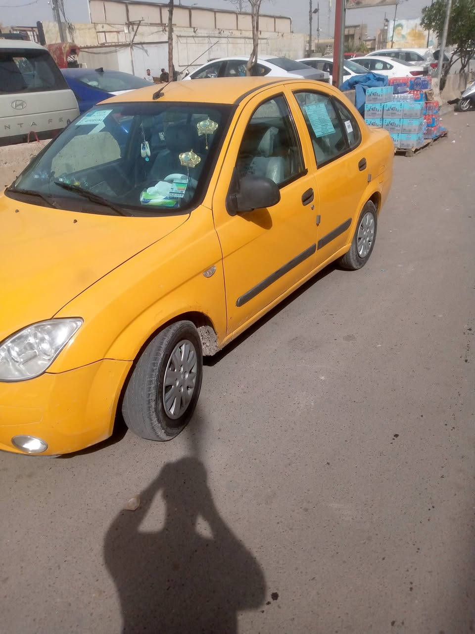 سلام عليكم سياره طيبه للبيع موديل 2015 سياره جاهزه مابيه اي نقص عنوان بغداد مدينة  سعر 38 وبي مجال رقم ***********
