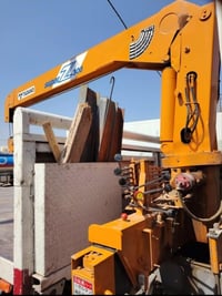 كرين • ٣ طن • بدون عيب