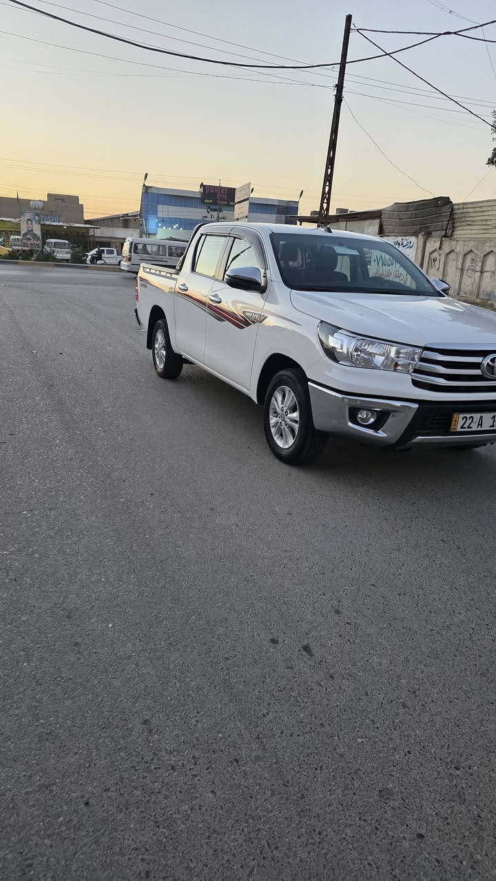 سلام عليكم بيكم هايلوكس موديل 2022 شركه سيد نهرو فول موصفات وتماتيك مكفول كفاله عامه من كلشي  سياره بصمه فول موصفات شاحن  جكات بنيد  رقم اربيل دوالي  مكان سياره بغداد  سعر 275بيه مجال  الهاتف ***********
