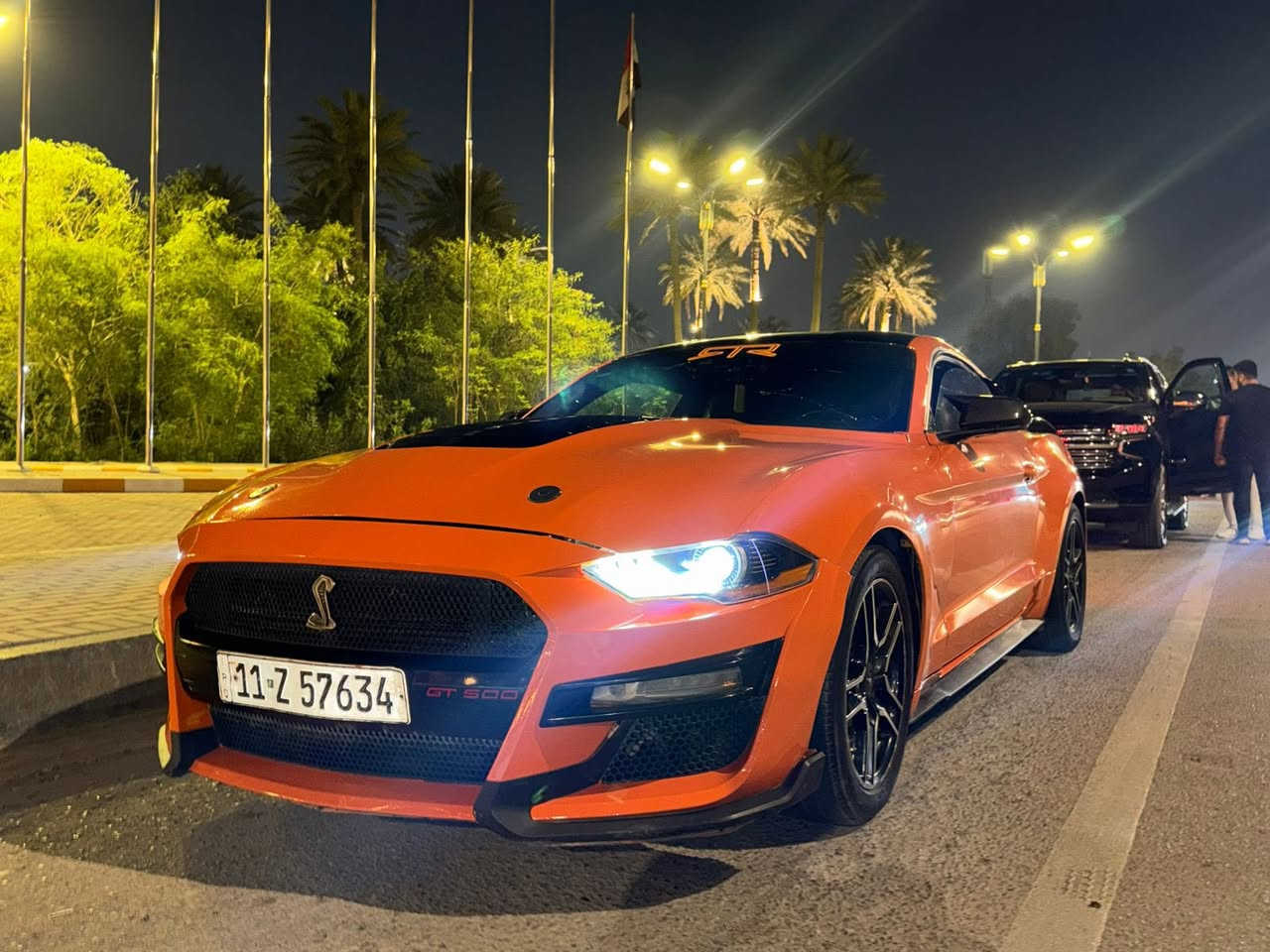 السلام عليكم
من رخصة الادمن 
موستنك ايكو بوست 2022 بريميوم
اللون المميز البرتقالي الطوخ 
محدث بجم شيلبي 
السيارة مصبوغة حزام تغير لون 
مصبوغة جديدة بعدهة بالجيس 
عدى القمارة لونهة اسود 
حادثهة من امريكا. خلفي وهنا نضربت عندي دعامية وبنيد وجاملغ 
صار بيهة دواخل بسيطة 
السيارة خير من الله جاهزة وكاملة 
بيهة نقوصات كم شغلة بسيطة 
المواصفات 
كشنات تدفئة تبريد 
داخل جديددد جلد 
تحكمات ستيرن
دشبول 7 الوان 
رادار وحساسات 
اشاير ترحيبية 
ماصدات زنون 
تشغيل عن بعد 
جامات اوتو 
شاشة كار بلاي 
5 وضعيات قيادة 
تبريد ثلج 
السعر 139 اقوة سعر بهيجي موديل ومواصفات 
العنوان بغداد حي الاعلام 
للاتصال ***********
***********
