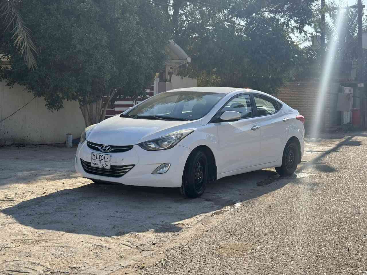 السلام عليكم 
النترا للبيع موديل 2012
السيارة  بيها جاملغ او بنيد صبغ بدون دواخل ولا تبديل 
العنوان النجف قظاء المناذرة 
السعر 105$
هـ***********
