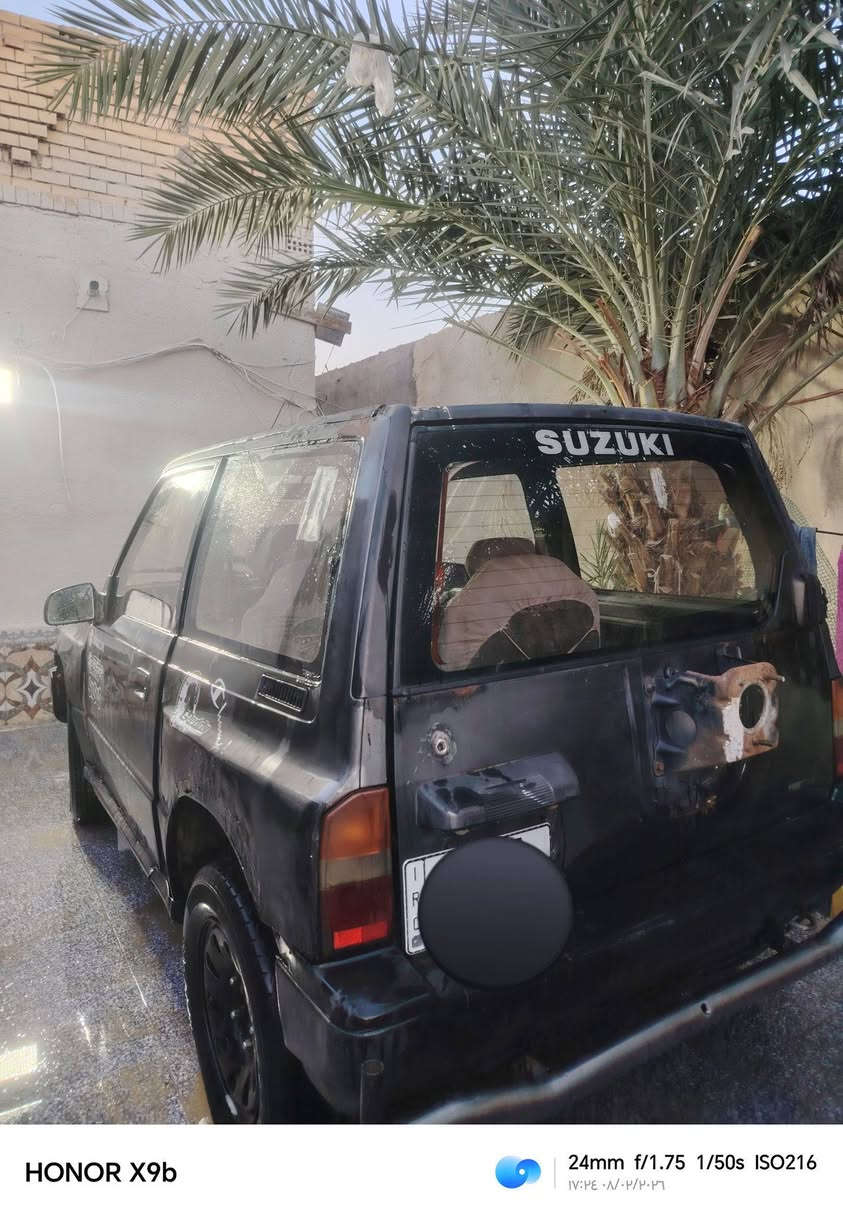 السلام عليكم
سازوكي للبيع محرك وكير عادي المحرك شوي يدخن ابيض السياره رقم إنجليزي بسمي سنويه إلى٣١ السعر ٢٣ مكان السياره البصره***********
