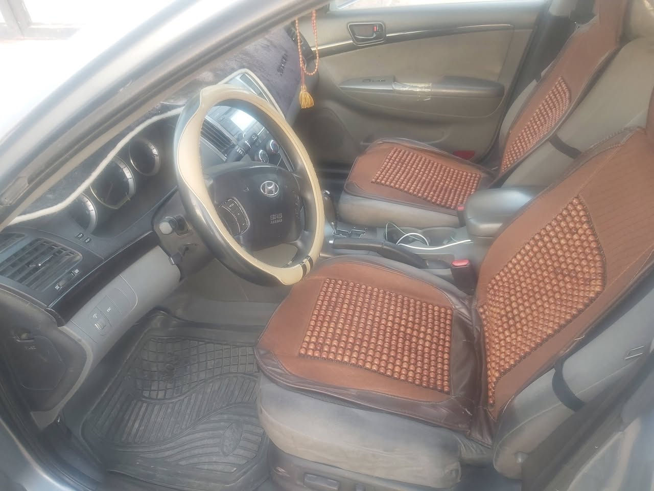 سيارة سوناتا موديل 2009وارد امريكي مكفولة كفالة عامة بدون ضرر وبدون صبغ ليبل واحد رقم بغداد 
***********
