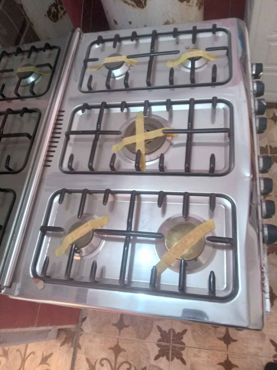 طباخ ايطالي جديد غير مستعمل السعر ٤٥٠ قفل للبيع مكاني ديالى خانقين للتواصل *********** خناقين, ديالى
