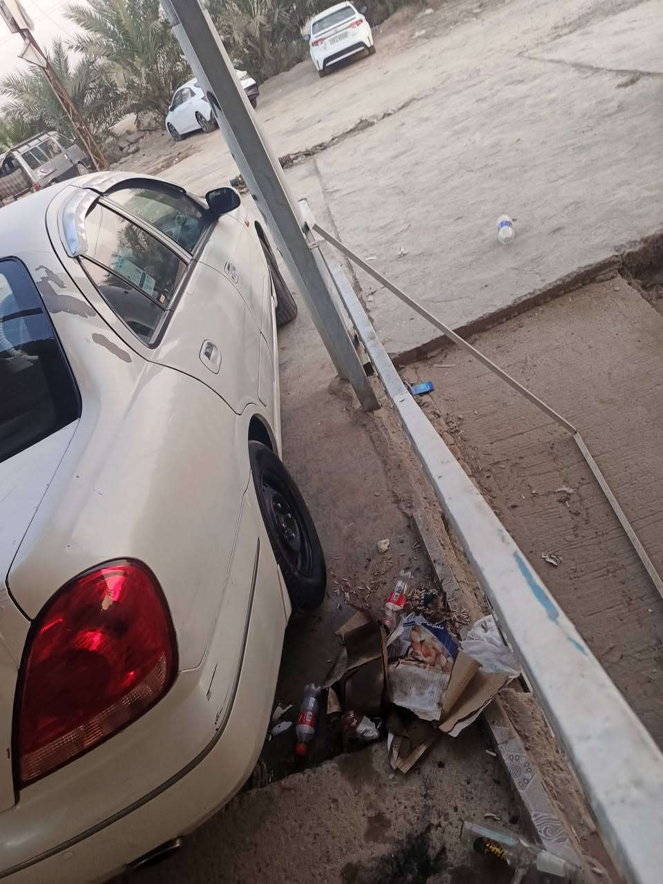 السلام عليكم نيسان سني موديل 2005 تبريد تتفئا شغال باتري جديد تخم.تاير جديد صدر امامي.خلفي.جديد.مكينه وكير. خير من الله السعر85 بيه.مجال مكاني بغداد ابو اغريب الرقم ***********
