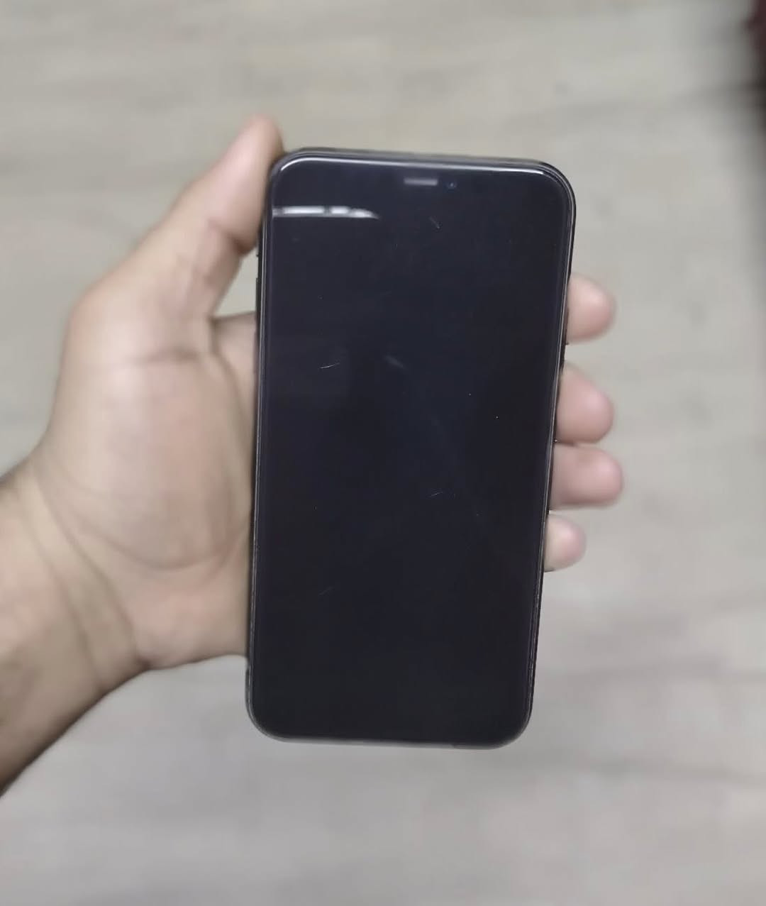 سلام عليكم
ايفون 11 عادي 
مكفول وتر فرو 
ما مفتوح بطاريه 72 
ذاكره 128
مكاني بغداد الحارثيه
سعر 240 بي مجال بصيط
***********. واتساب فقط
*********** اتصال 📱
