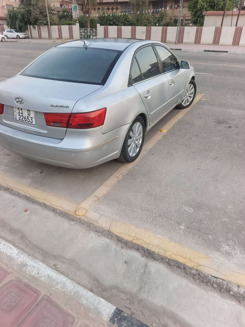 سلام عليكم سوناته 2009 وارد  امريكي رقم بغداد مشروع وطني تحويل مباشر ليبل واحد بيه رش صبغ جاملغ والباب الخلفي كفاله ضربه  شواصي لغود فول واحد عل واحد فتحه  تحكم ستيرن جهتين مثبت سرعه حساسات خلفيه محرك 2400 خمس نمر كير محرك حداديه جدد سعر 115  مكان سياره كربلاء اخوان ما ارد عل خاص تريد خابر وتدلل رقم ***********
