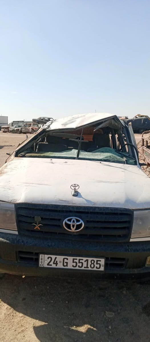 السلام عليكم 
لاندكروز 2005 اتعرضت لحادث انقلاب 
مثل ما موضح أمامكم 
رقمها دهوك تحويل 
للاستفسار 
*********** الزبير, البصرة
