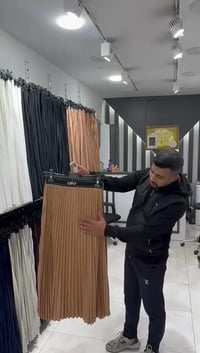 تنانير من المصنع • مقاسات 38-46 • مع وبدون ماركة