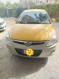 من رخصة الادمن المحترم للبيع هونداي تورنج ٢٠١٢ سيارة شوف العين محرك ٢٠...