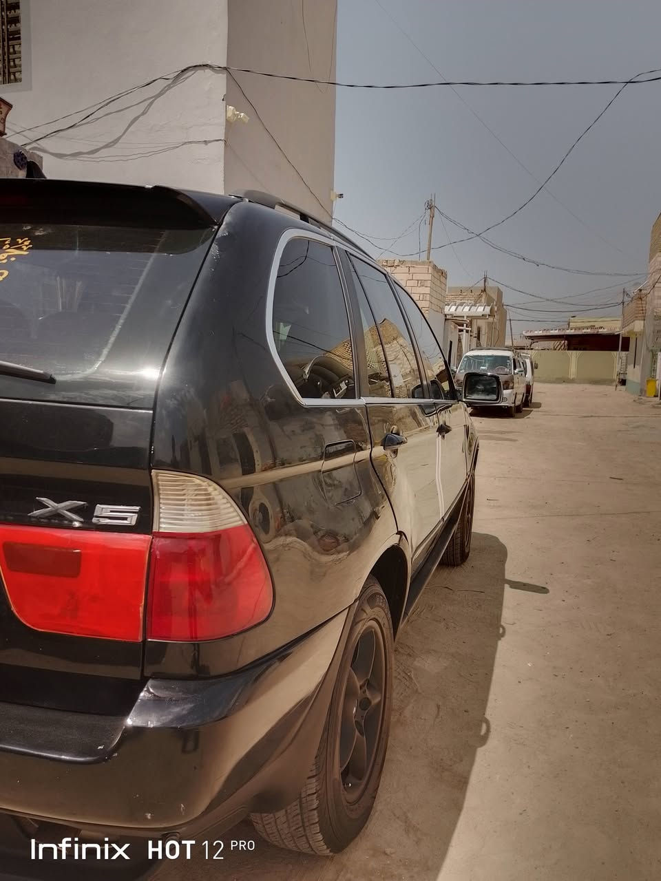 سلام عليكم بي امX5 مديل2002  محرك6Vسلندر كير محرك حداديه كفاله بس تبريد مو شغاال كهربائياتها كله شغاله تخم تاير جوها السيارة مكفوله من ضربه و تبديل رقم كركوك تسجيل قديم حرف أ اليف بس وكاله السعر70مكاني نجف شارع المطار ‏‪***********‬‏
