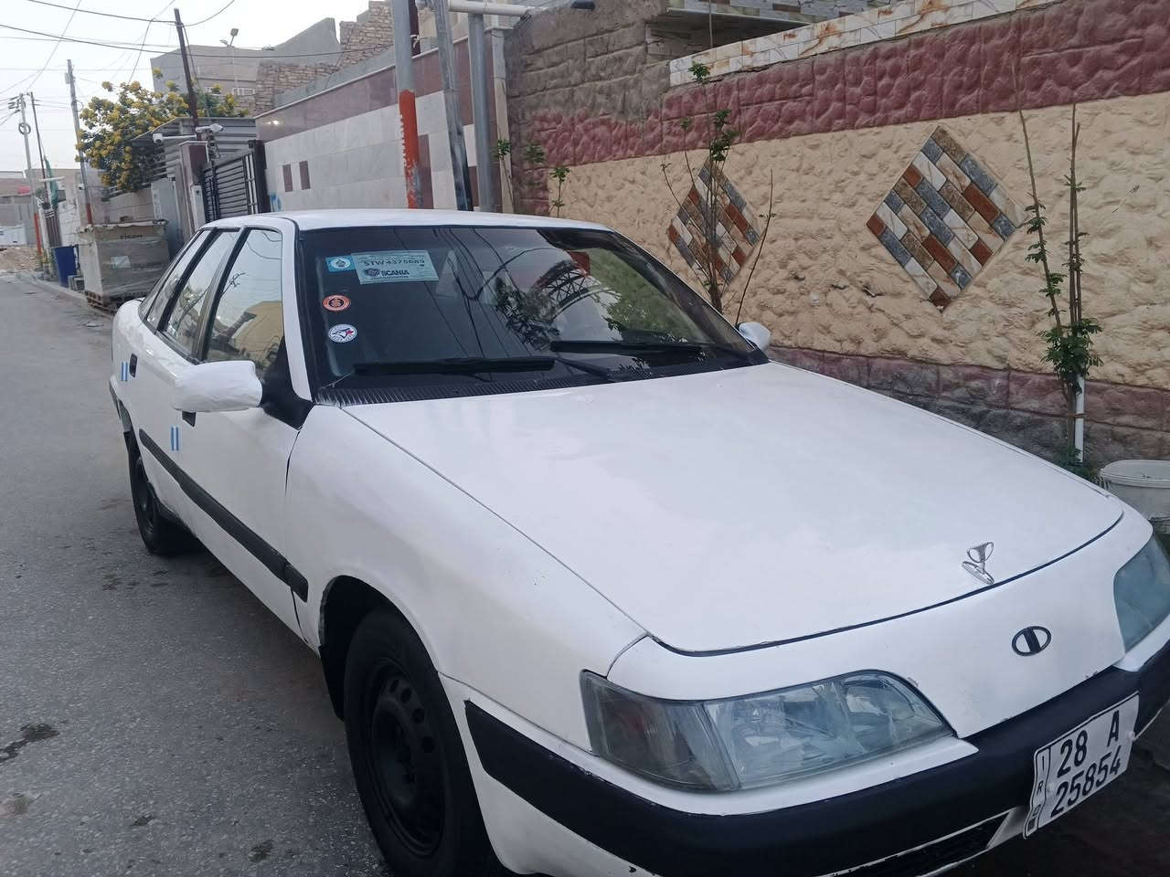 ياالله اسبرو رقم نجف نكليزي بسمنه سياره حلوه وجاهزه كير حداديه جديده تخم تاير جديد مكان سياره في السعر 23بابل التصال ***********
