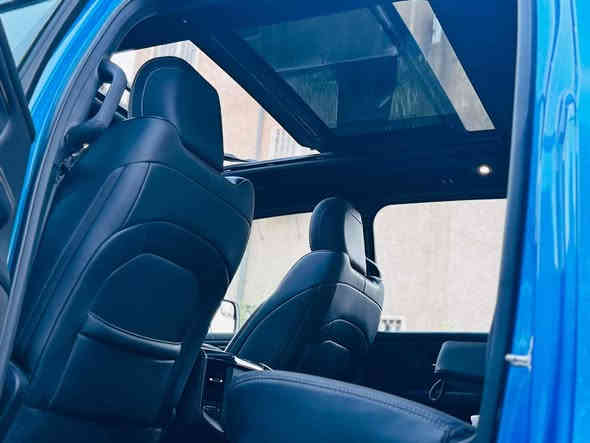 السلام عليكم. رام سبورت فول موديل 21 ، كندي مكفولة بدون قطرة صبغ  بالعراق صار شبر بالبنيد ونرش خشم البنيد، 
والجاملغ الخلفي PDR شوية بدون صبغ وبدون معجون.
السيارة عليها منظومة غاز ٢٢٠ لتر ايطالي،
السيارة مكفولة كير مكينة  واكسل و حدادية 
تبديل الدهن اول باول من مكينة للكير للاكسل وشرط كله اصلي.
وتخم تاير جيد
السيارة 
السيارة بلاك اديشن.
***********
واتس اب او مكالمة
السيارة جاهزة من كلشي
ترايك شرط  لاربيل.
السعر 4  وبيها مجال
المكان البصرة
