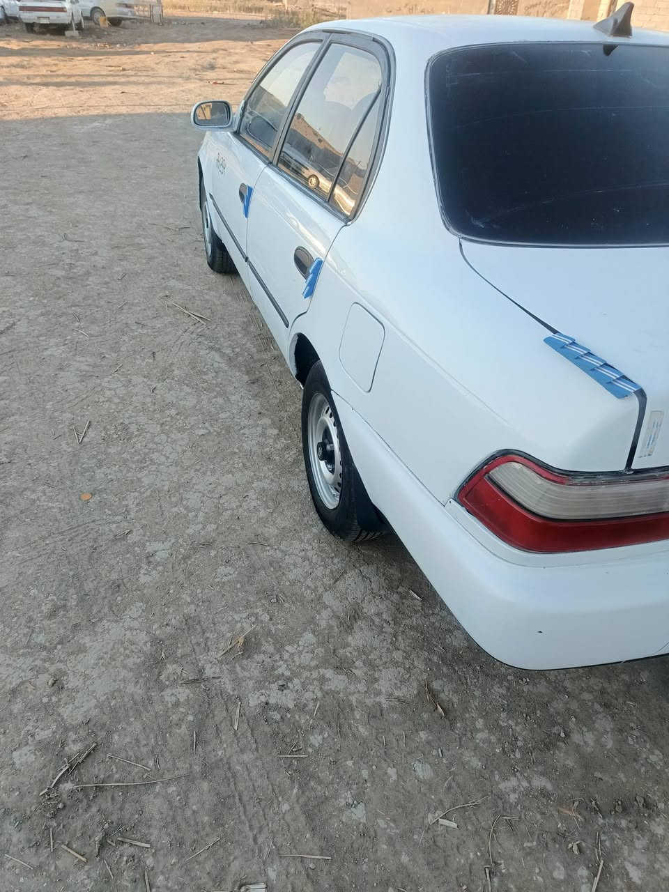 سلام عليكم البيع كورلا موديل ١٩٩٤
سياره مكفوله من ضربه وصبغ العام وكص ونقل حداديه تبريد محرك. كير حاويه تخم تاير 
سياره جاهزه رقم بغداد مشروع وطني مجدده ٢٨ تحويل مكلف بنشر ***********
