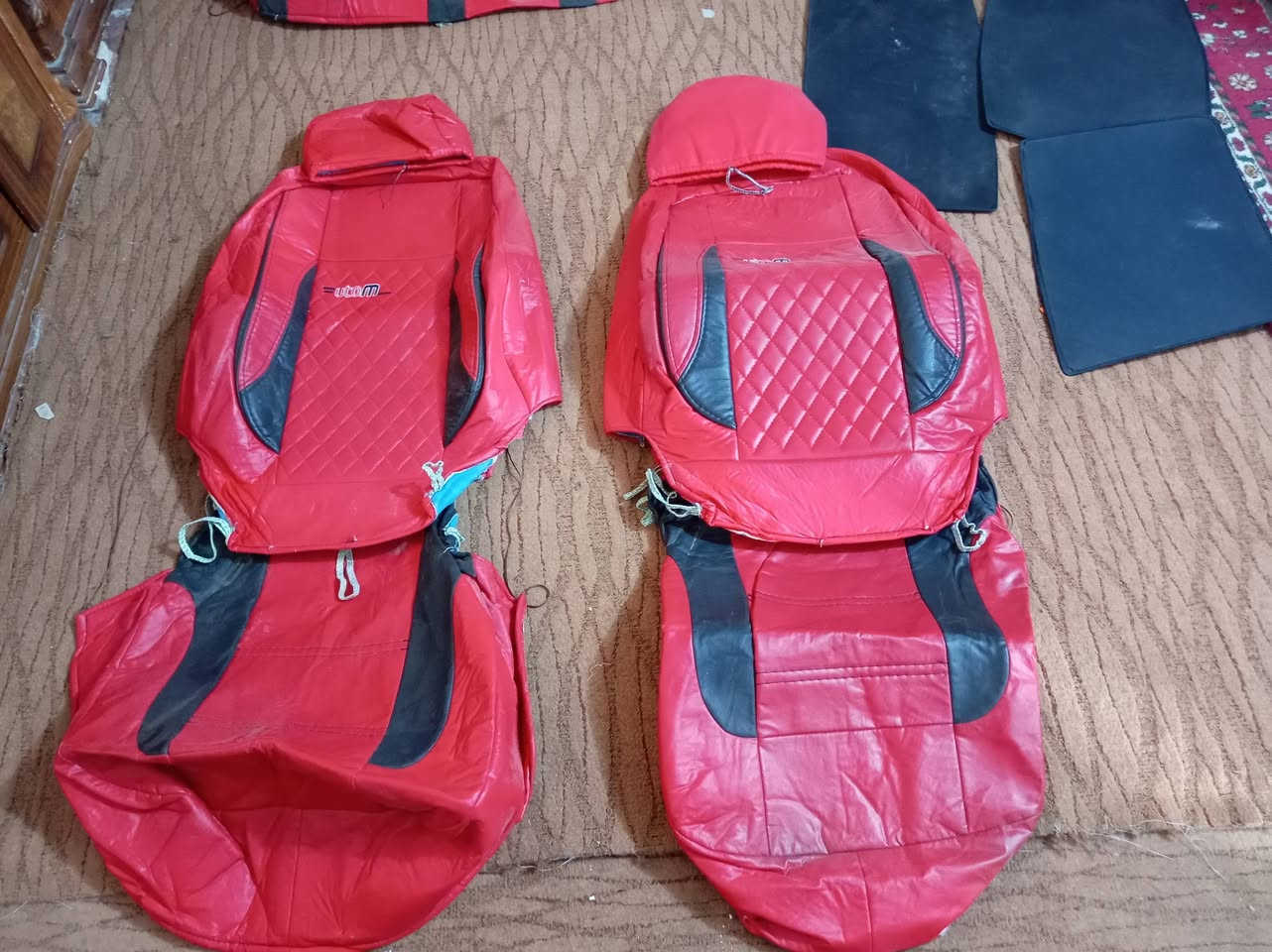 للبيع دوشمه جلد نضافه فول ب٤٠


**إذا كنت صاحب هذا الإعلان وتريد حذفه لأي سبب، رجاءا أرسل رسالة إلى الدعم الفني**