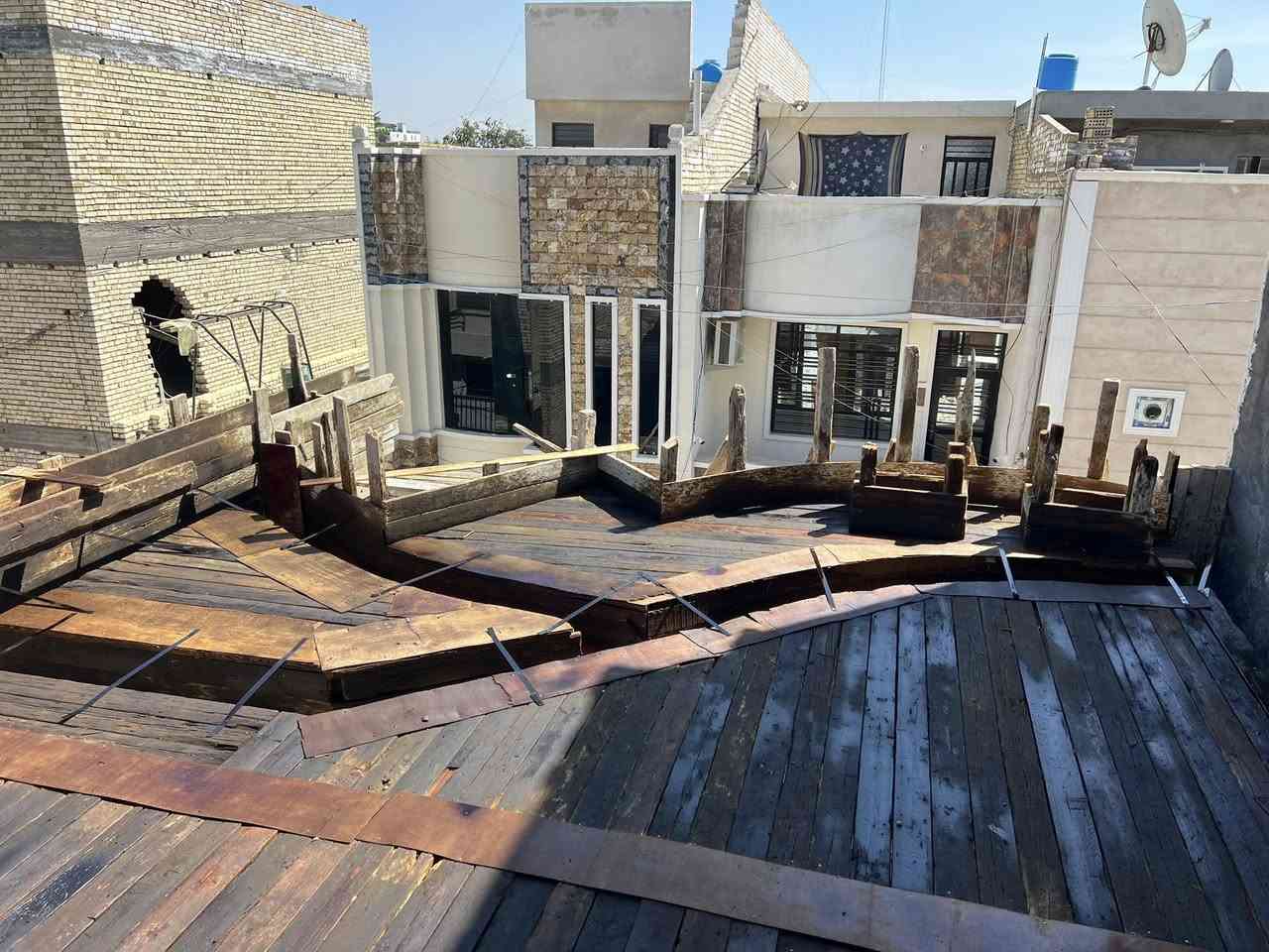 نجاره قالب متفرغ حالياً شغل درجه أوله مكاني بغداد 
شغلنه كافت المناطق خشب نضيف سرعه في العمل الالتزام بلمواعيد 
***********
