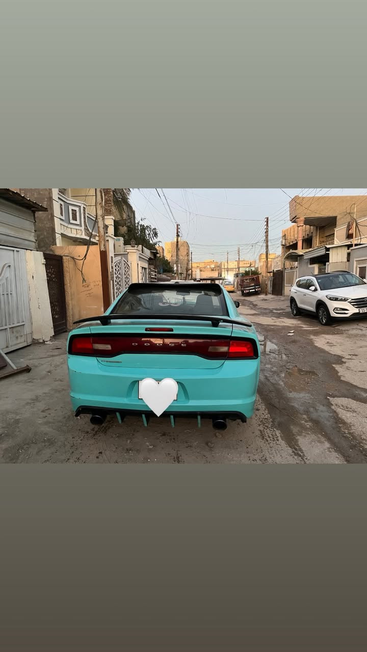 سلام عليكم دوج جارجار بيع 2013كير مكينه حداديه تبريد قطعتين مكينه 3.6 لون اصلي بحري  مصبوغه جماليه بالسنويه ازرق غير محدد لغد شاصي مكفول سنويه باسمي رقم بغداد تحويل نفس اليوم سياره مال بيت ما ماشيه على خط سياره وراد امريكي سونار موجوده ضربته موجوده متواجد واتس وع خط وهذا رقمي ***********مكاني الدوره ابو دشير السعر 145وبها مجال
