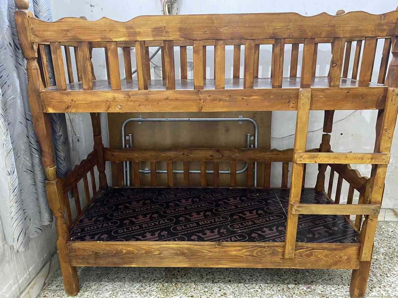 سرير طابقين من عمر سنه إلى 10 سنوات 
شغل. عراقي نظيف. مستخدم  طابقين مع دراج صعود
سمك الجربايه 70 
طوله 160
عنوان. البلديات المضمار. 
***********
