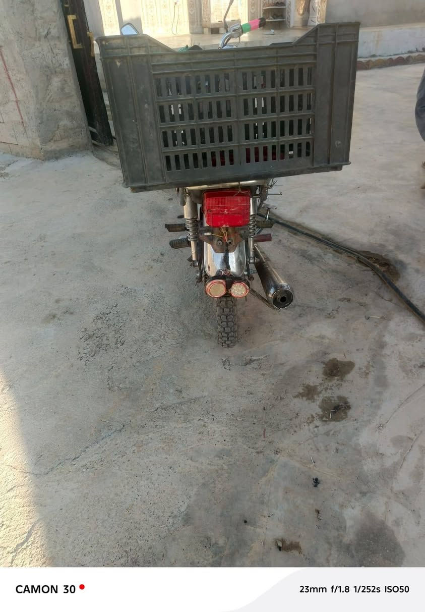 السلام عليكم موطور للبيع السعر 225 وبي مجال لشرايه نص هندر يشتغل ويرهم مراوسه حسب


**إذا كنت صاحب هذا الإعلان وتريد حذفه لأي سبب، رجاءا أرسل رسالة إلى الدعم الفني**