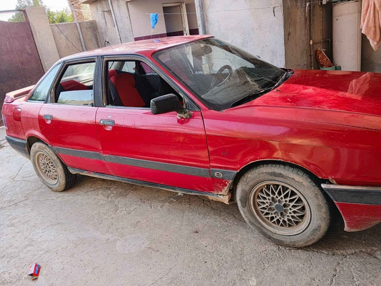 السلام عليكم اودي للبيع 
السياره نظيفه ومرتبه بدلتلها 
1 محرك مال كصه 
2 مشط ستيرن مال كصه
3 باور مال كصه
4باتري جديد
داينمو مال كصه
كير .،محرك .،كهربائيات.، شاشه.، تواير.، كلها شرط
صدرها يعوزو شي قليل 
وهاي صورها وبالواقع احلى وارتب وللعلم صورتها بترابها 
مراوح راديتر عدد 2 وثنينهن شغالات 
السيارة نگرة سلف وشاشتها ذاكرة 256 رام 8 نضام واي فاي بلاتوث استيديو وتشغل جميع البرامج 
السعر 18 وبيها مجال
هـ***********
