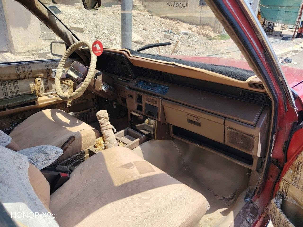 السلام عليكم
سوبر موديل 85 
محرك أثر نفخ 
كير شرط 
شرط التحويل
مصبوغه جماليه بدون ضرر 
شاشه /قفل مركزي 
كير عادي 
محرك الاصلي 
(بيع او مراوس) 
السعر 42وبيها مجال قليل 
للأستفسار 
***********كورك 
***********اسيا
