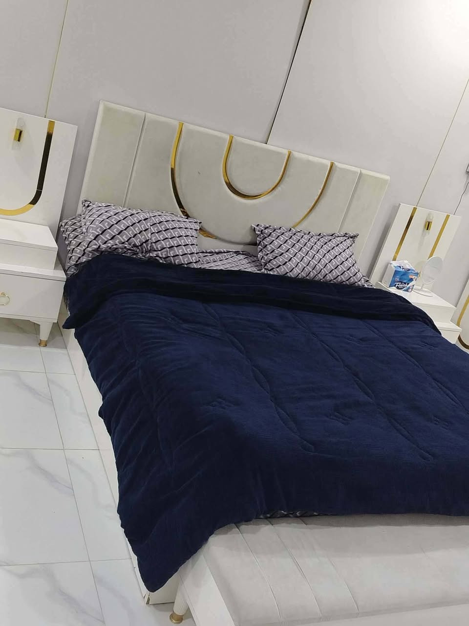 اللبيع غرف نوم مستعمل قليل ***********
