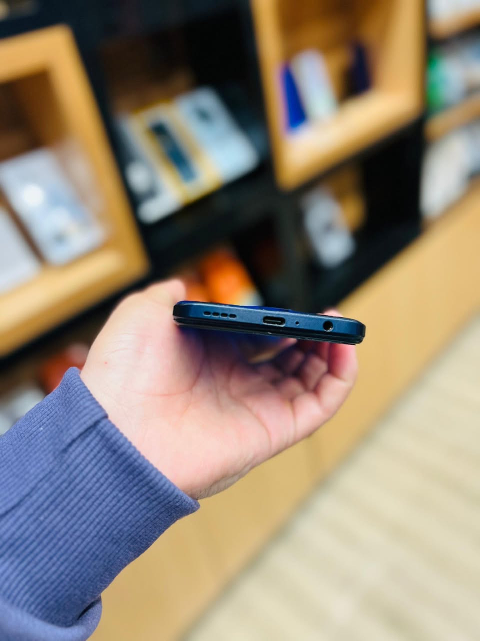 تكنو بوفا 3
ذاكرته 128 رام 6+6
امبدل شاشه اصليه ولكمرات عطلات
ولبقاي كله شغال سعر 60 الف ***********
السم  المكتب تقنيه المستقبل

 عنوانا 🏠 ديالى 🍊 بعقوبة 💡 المفرق 💎 قرب المدخل الرئيسي شارع العريض
