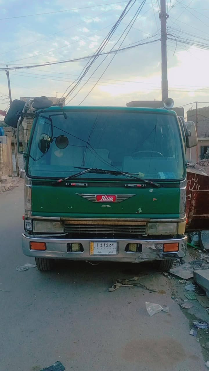 السلام عليكم هينو طيره مكينه ٧٠عادي رقم دياله بسمي موديل ٩٧
السيره مو بلادي قلاب محوره بسنويه قلاب السيره خير من الله لاتبخير لا تنقيس مكانها بغداد البلديات 
اتصل ***********
