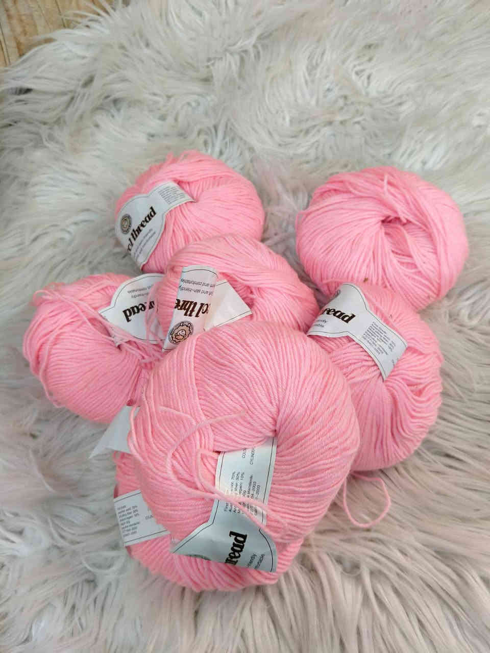 كل حاجة مكتوب عليها السعر
موجود توصيل داخل شهربان 
***********
