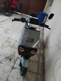 ماطور 318شحن للبيع نظيف بطاريات بحالة جيدة السعر 650 وبي مجال بسيط 075...