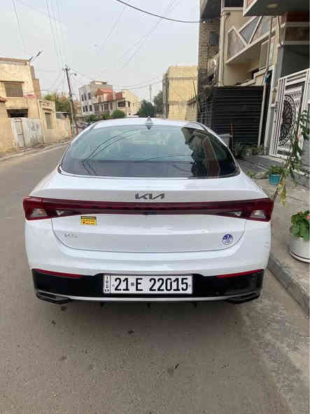 السلام عليكم عندي كي فايف موديل 2023 للبيع سيارة جديدة وارد امريكي رقم سليمانية هستوني مرقمها ع ايدي بيها قطعتين صبغ فقط وبيها لغد معمر اثر الحادث صور الحادث مرفقة بالمنشور ماشية 16 الف فقط مواصفات 
1-بصمة 
2-شاشة جبيرة 
3-كامرة دوارة 
4-اشاير بالمري 
5-تحديد مسار 
6-ويل كب 
7-رادار امامي 
8-رادارات جانبية 
9-اربع وضعيات قيادة 
10-لايتات زنون عالي ناصي 
11-لد امامي 
وبعد بيها مواصفات مكان السيارة بغداد الطوبجي للاستفسار الاتصال *********** رايدها ب 155 وبيها مجال بغداد
