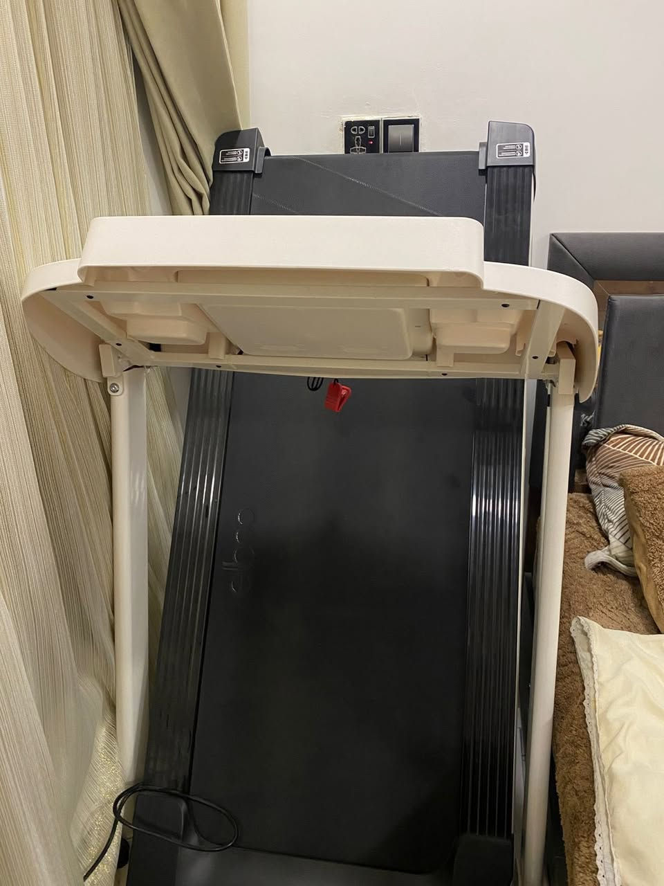 جهاز جري كلش جديد للبيع قبل خمسه اشهر اخذنا 425 والوصل موجود بلمنشور وحالين السعر المطلوب 300 الف اني مكلف بلنشر الاستفسار اكثر ***********
